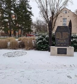 56-os Thököly úti mártírok emlékműve