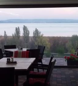 Vitis Kúria - A Badacsony kapuja