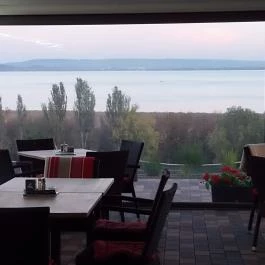 Vitis Kúria - A Badacsony kapuja Balatonrendes - Külső kép