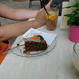 Ábrahám Teázó, Ábrahámhegy - Étel/ital