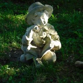 Ábrahám Teázó, Ábrahámhegy - Külső kép