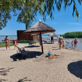 Ábrahámhegy Községi strand, Ábrahámhegy - Külső kép