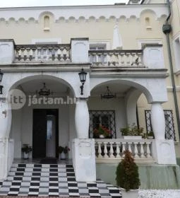 Acsaújlaki Kastély