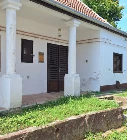 Ádám Jenő Emlékház