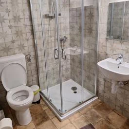 Adél Vendégház, Ispánk - Fürdőszoba