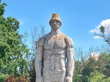 Agrárproletár emlékmű Gyomaendrőd
