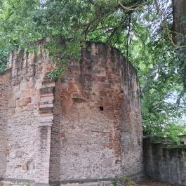 Alagi templomrom Dunakeszi - Külső kép