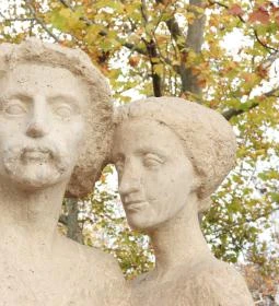 Alapító jászok emlékműve