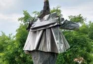 Az alapító szobra Tihany