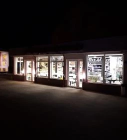 Albán Pékség & Cukrászda & Coffee