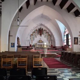 Albertfalvi Szent Mihály templom, Budapest - Belső