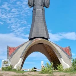 Áldó Jézus szobor Dabas - Külső kép