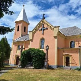 Alexandriai Szent Katalin templom Gyöngyösoroszi - Külső kép