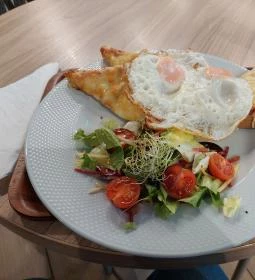 Amber's Reggeli & Brunch- Allee