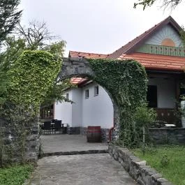 Ambrus Apát Fogadó Garáb - Külső kép