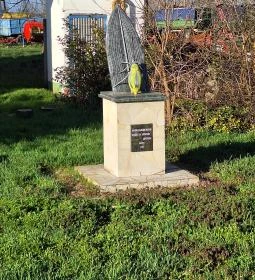 Amerikai kukoricabogár szobor