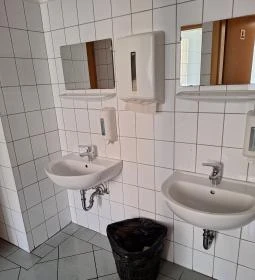 Amico Pizzéria & Park Hotel