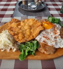 Amico Pizzéria & Park Hotel