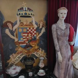 Andezit Hotel, Bér - Egyéb