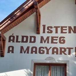 Andezit Hotel, Bér - Egyéb