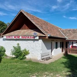 Andezit Hotel, Bér - Külső kép