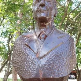 Andezit Hotel, Bér - Egyéb