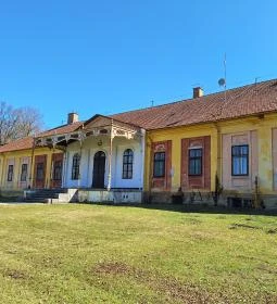 Andrássy-Almásy kastély