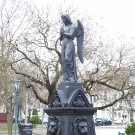 Angyalos kút, Kiskunfélegyháza - Külső kép