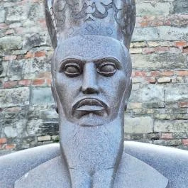 Anjou Hedvig és Jagelló Ulászló, Budapest - Egyéb