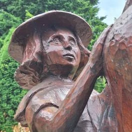 Anya gyermekével Juta - Egyéb