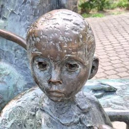 Anya gyermekkel, Nagyatád - Egyéb