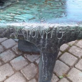 Anya gyermekkel, Nagyatád - Egyéb