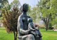 Anya gyermekkel Budapest