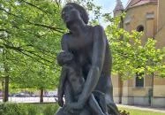 Anya gyermekkel Budapest