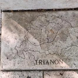 Anya gyermekkel, Budapest - Egyéb