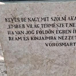 Anya gyermekkel, Budapest - Egyéb