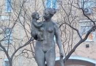 Anya gyermekkel Budapest