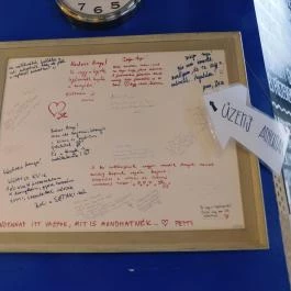 Anyu Leves & Szendvics Budapest - Belső