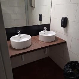 Apacuka Étterem Kávéház Varieté Budapest - Mosdó