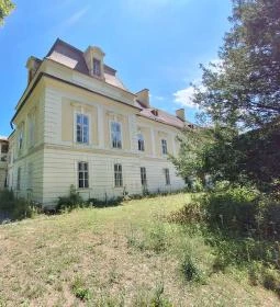 3. legjobb látnivaló: Apponyi-kastély