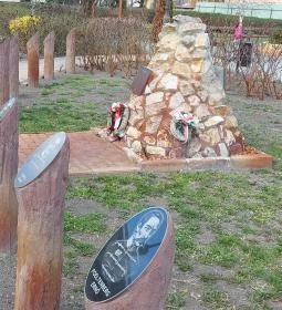 Aradi vértanúk emlékműve