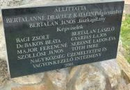 Aradi vértanúk emlékműve Jászladány