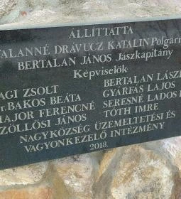 Aradi vértanúk emlékműve