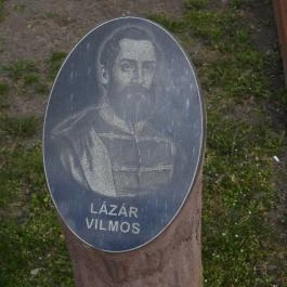 Aradi vértanúk emlékműve Jászladány - Egyéb