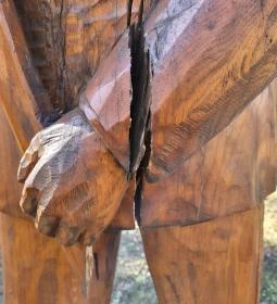 Aradi vértanúk szobrai