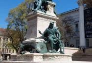 Arany János szobor Budapest