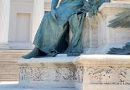 Arany János szobor Budapest