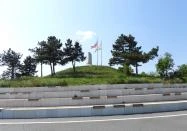 Aranybulla-emlékmű Székesfehérvár