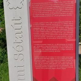 Aranybulla-emlékmű, Székesfehérvár - Egyéb