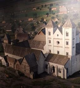 Aranymonostor Látogatóközpont